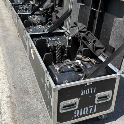 (16) 1 TON CM MOTORS W/(2) MOTION LAB DISTRO & REMOTE PACKAGE (2 IN A CASE) THS image 1