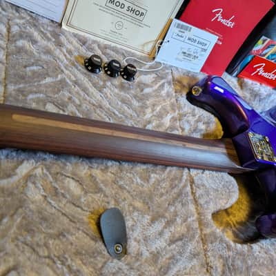 Fender Mod Shop Stratocaster Plum Metallic like American Pro image 7