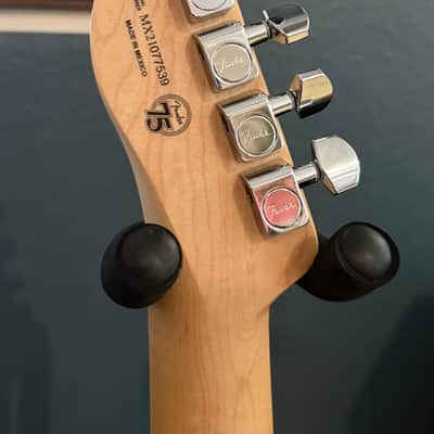 Fender Telecaster 2021 - Lake Placid Blue image 6