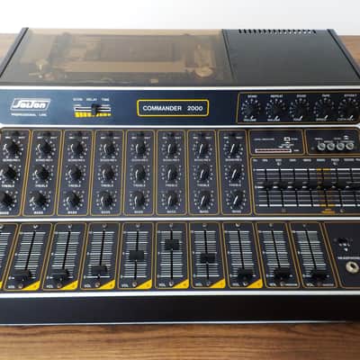 Solton Commander 2000 Evans-Echo power mixer image 2