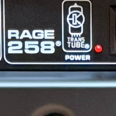 Peavey Rage 258 25-Watt 1x8" Guitar Combo Amp image 3