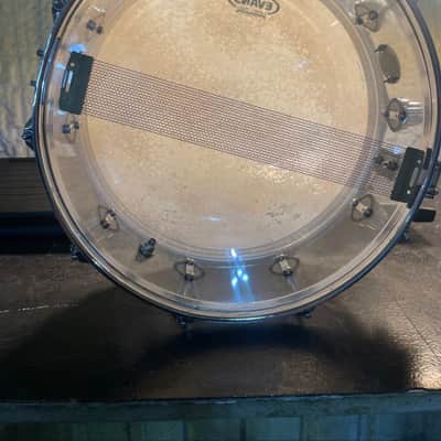 DW Design Series Acrylic Snare Drum With Chrome Hardware 14 x 6 in Clear image 9