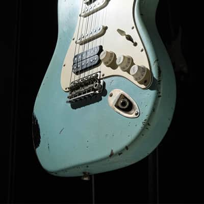 ICONIC Solana Studio Series - Sonic Blue over Black | Reverb Canada
