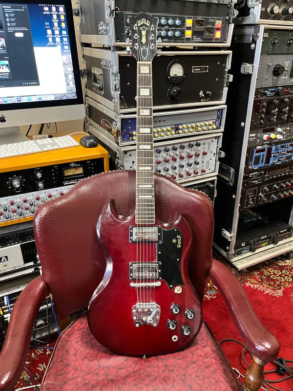 Guild Polara S-100 electric guitar with tremolo 1970s - Cherry image 1