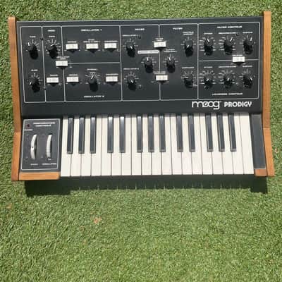 Moog Prodigy 32-Key Monophonic Analog Synthesizer 1979 - 1984