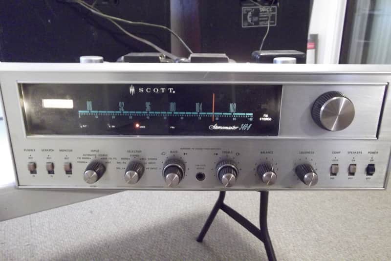 H.H. SCOTT 340 B VINTAGE TUBE STEREO RECIEVER WORKS image 1