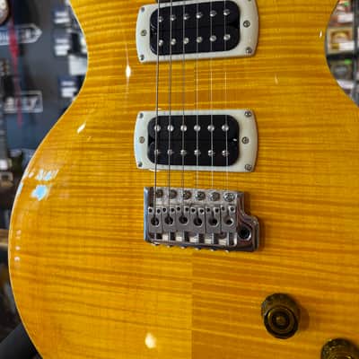 PRS SE Santana 2018 - Present - Santana Yellow image 4