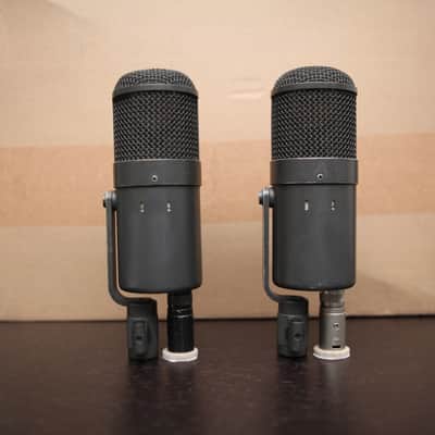 Vintage Neumann U 47 fet Microphone Pair 1976 (Serial Numbers 1518 & 1520 ) - Matte Black image 3