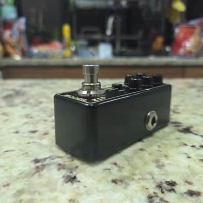 Mooer Micro Preamp 012 US Gold 100 pedal image 6