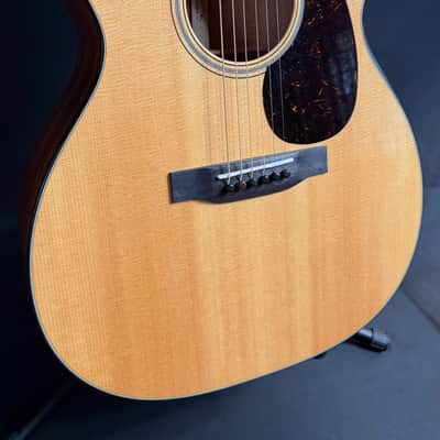 Martin 000-18 (2026) Auditorium Acoustic Guitar Gloss Natural Finish w/ Case image 3