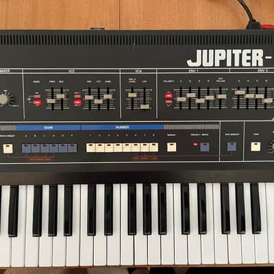 Roland Jupiter 6 61-Key Synthesizer 1983 - 1985 - Black
