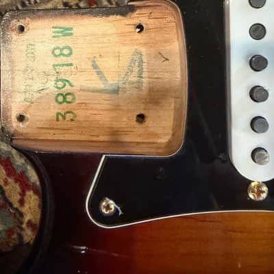 Fender Stevie Ray Vaughan Stratocaster – 3-Color Sunburst – Made in USA image 23