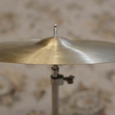 Zildjian 16" Avedis Medium Thin Crash - 1164g image 6