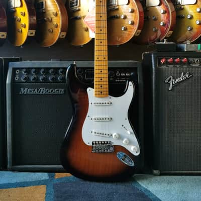 Fender 70th Anniversary American Vintage II 1954 Stratocaster 2024 - 2-Color Sunburst image 1