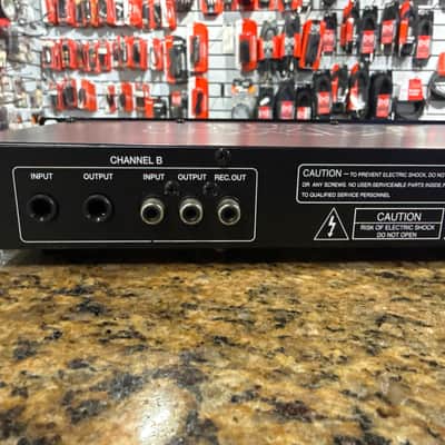 Rack Rider EQ-151X2 Graphic Equalizer - Black image 4