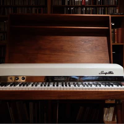 Fender Rhodes Mark I (1973) Custom Restoration | Cedar Case + Chromed Hardware + Fully Voiced image 3