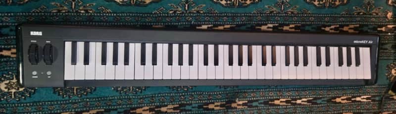 Korg microKEY2 Air 61-key wireless Bluetooth/USB MIDI Controller image 1