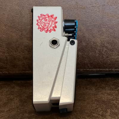 Boss DD-3 Digital Delay Modded by Analogman | Reverb