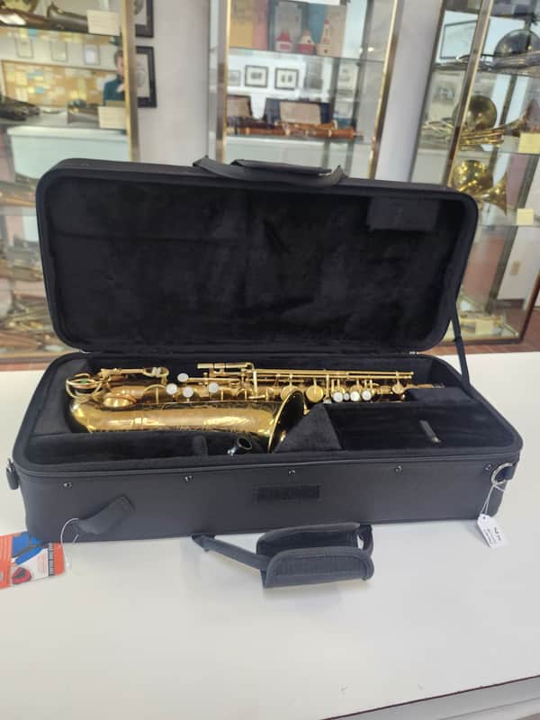 Vintage 1948 Martin "The Committee" Alto Sax, Orig. Lacquer, New Pads, New Case image 1