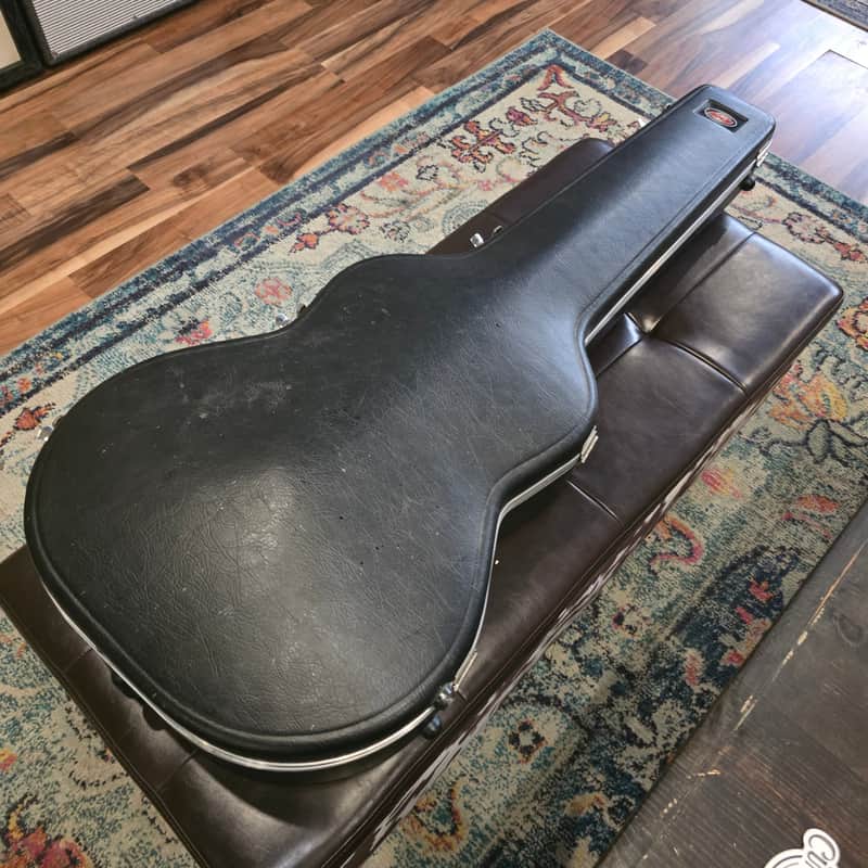 Used SKB Molded Hardshell Grand Concert Guitar Case image 1
