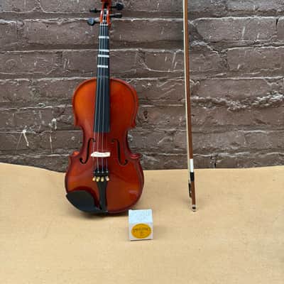 Unbranded 1/2 Size Violin Made in Czech Republic w/ Bow, Case & Pirastro Gold Rosin image 1