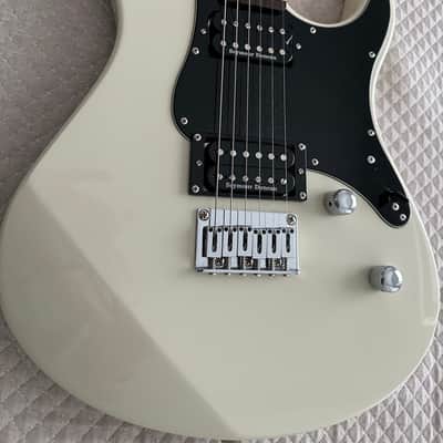 Yamaha Pacifica 120H Vintage White mit Seymour Duncan Hot Rodded Humbucker Set image 4