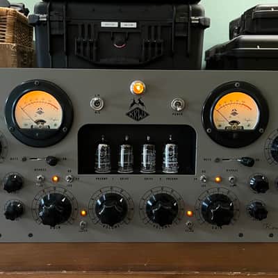Kerwax Replica Rev A Stereo Tube Line Amplifier image 2