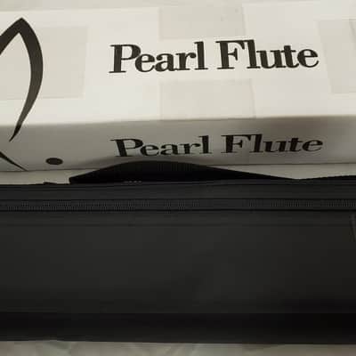 Pearl *Pre-Order* Quantz 665 Series Flute Offset G/B-Footjoint/Closed Hole/Split-E Mechanism | Special Order | WorldShip | Authorized Dealer image 11