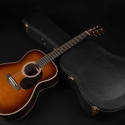2022 Martin Custom Shop Expert 000-28 Authentic 1937 - Ambertone | USA Vollmassive Vintage Reissue Westerngitarre Adirondack Fichte | CoA OHSC Bild 24