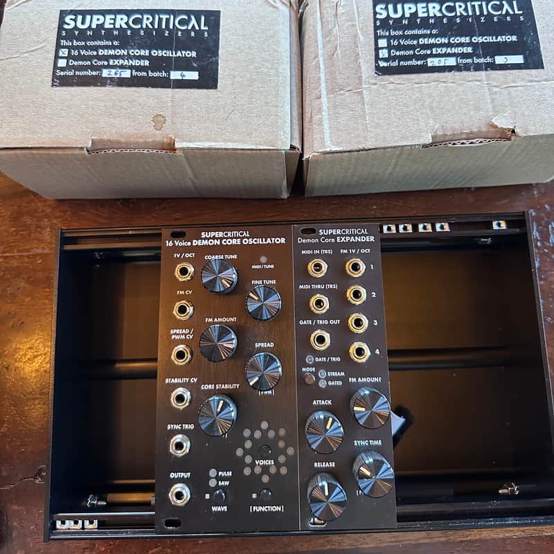Supercritical Demoncore Oscillator + Expander - Black image 1