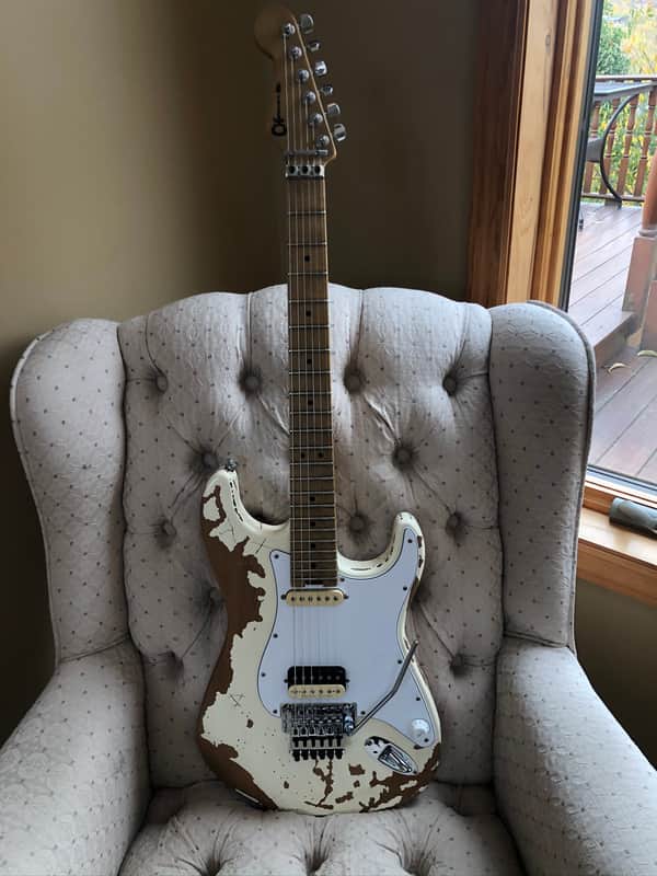 Charvel Henrik Danhage Signature image 1