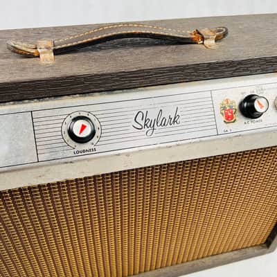 Gibson GA-5 Skylark 1x10" Combo Amplifier 1964 - Brown image 4