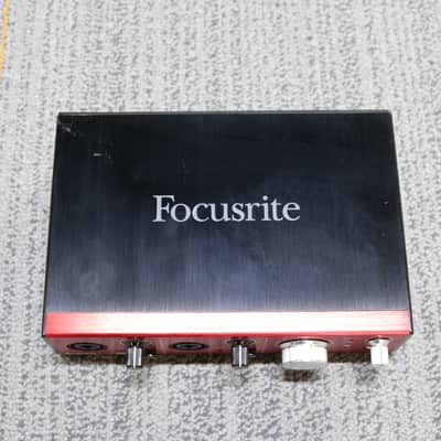 Focusrite Clarett 2Pre USB 24/192 10-In/4-Out Audio Interface image 3