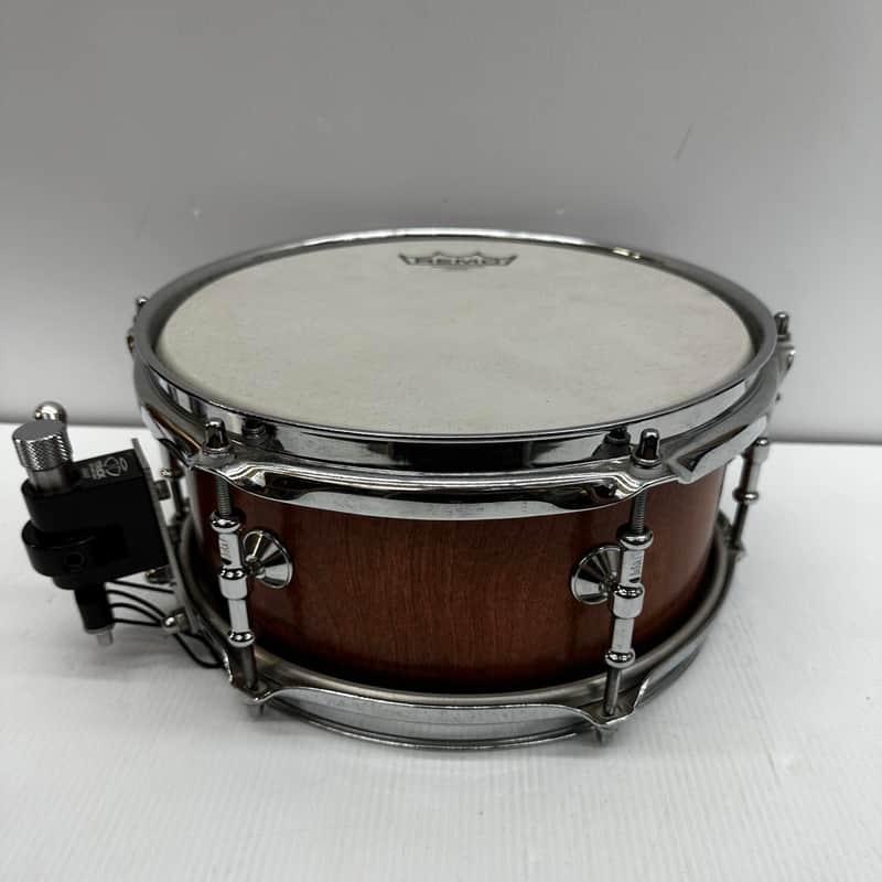 Luka SNARE 10'' x 6'' carved from Birch log image 1