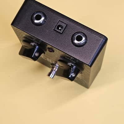 Voodoo Lab Micro Vibe 2000s - Black image 2