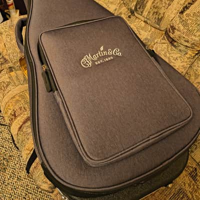 Martin Premium Semi-Rigid Softshell Case for 14-Fret Dreadnought image 1