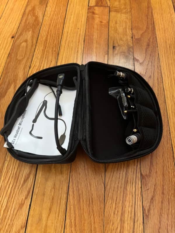 Samson QEx Fitness Headset Samson QEx Fitness Headset Microphone - Open Box / Never Used (Includes All Cables) image 1