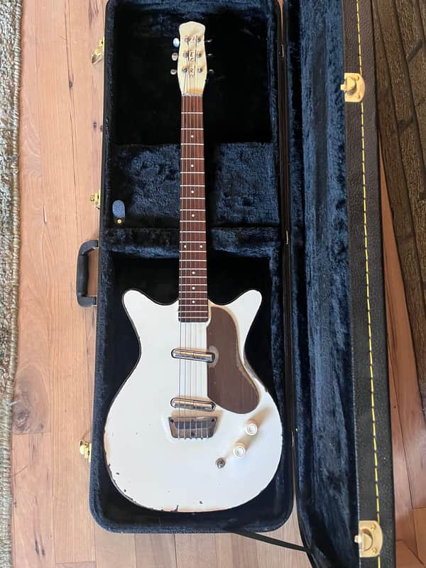 1959 Danelectro Deluxe 6026 image 1