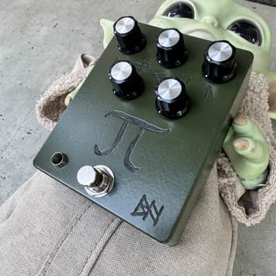 Black Hawk Pi Bass Fuzz 2025 - Tall Font Green image 4