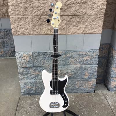 G&L Tribute Series Fallout Bass 2025 - Olympic White image 2