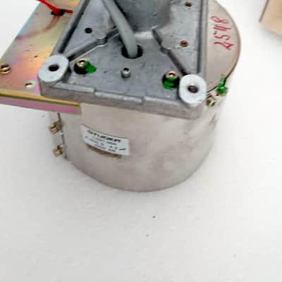 Studer 4-pole Capstan Motor 1.021.366 - in the original box image 14