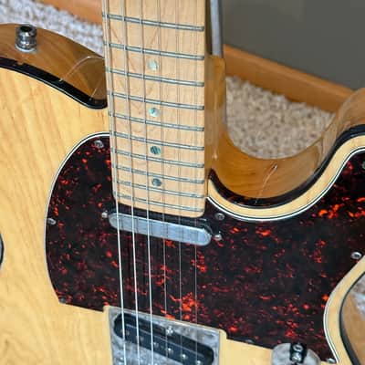 Fender American Deluxe Power Telecaster with Power Bridge & Maple Fretboard 2000 - 2001 - Natural image 2