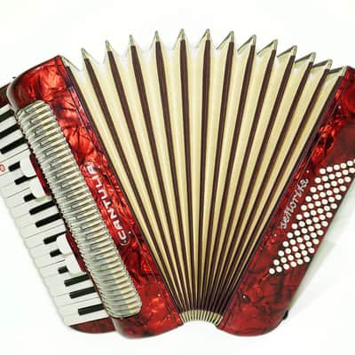 Cantulia Senorita 72 Bass Accordion, Rare Old German Piano Accordian, New Straps, 2367, Keyboard Accordion Instrument, Rich and Bright Sound image 3