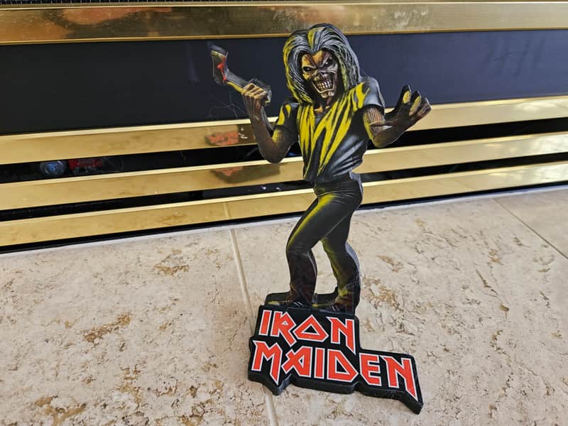 MEMORABILIA Eddie Iron Maiden