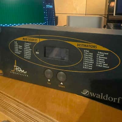 Waldorf Pulse Rackmount Synthesizer 1995 - Blue image 2