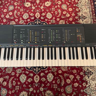 Yamaha PSR-70 Arranger Keyboard 1985 - Black