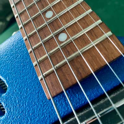 Electrophonic Model one Guitarmadillo - Blue image 5