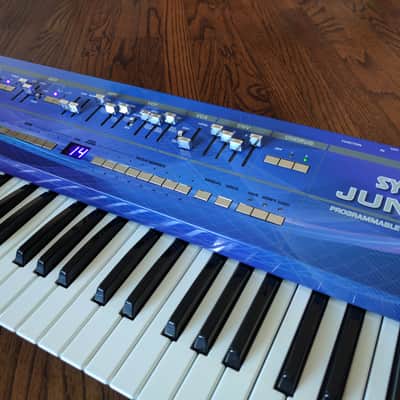 Syntaur Juno-107, customized and modded Roland Juno-106 as seen on 'Synth Wizards' image 7