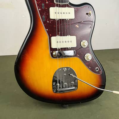 Fender American Vintage 65 Jazzmaster "Thin-Skin" 3-Tone Sunburst 2017 image 4
