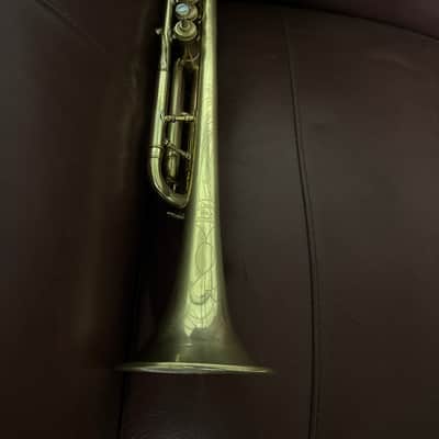 Conn 10B (New Era) (1935) (Medium Bore) Bb Trumpet SN 300537 (rare) (100% new clear lacquer) image 15